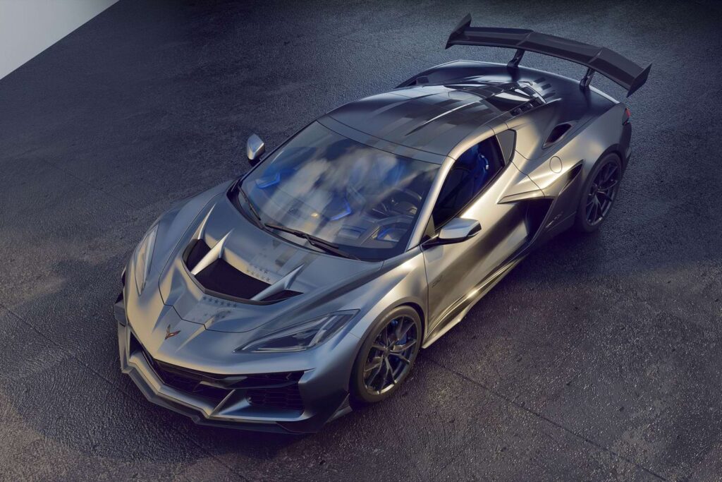 GM Reveals Hand-Painted One-Of-One Corvette ZR1X for Auction