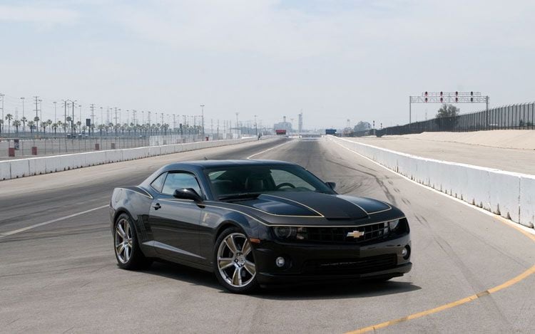 Camaro5 SoCal Crew Gets Upclose and Personal With the Hurst Camaro 