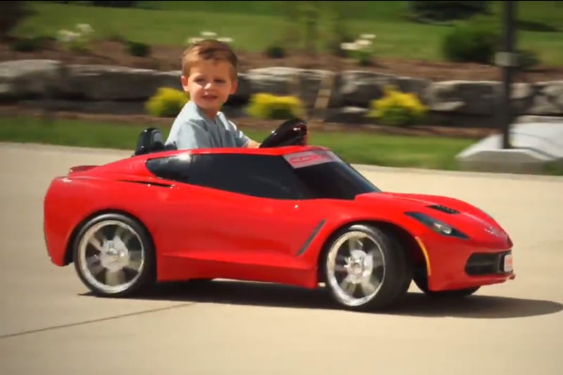 Video: Power Wheels C7 Corvette Sports Chrome and Spinning Wheels