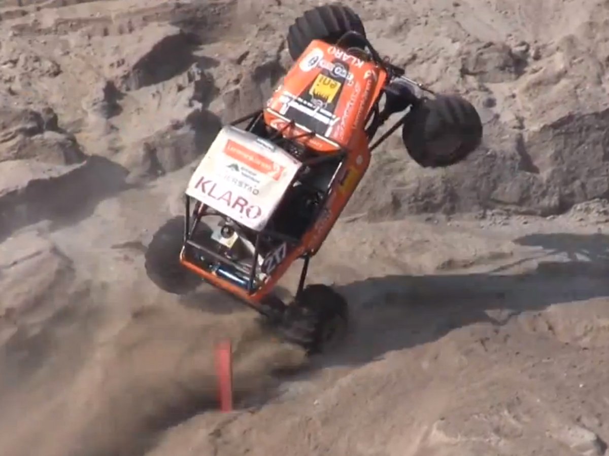 VIDEO: Turbo LS1 Formula Off Road Car Roars Up Skien Hill Climb