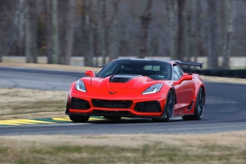 2019 Corvette ZR1 Sets New Production-Car Record At VIR