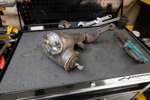 Rebuild Your C2-C3 Corvette Steering Box With Flaming River