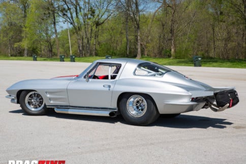 Street Driven Monster: Pete Johnson's Twin Turbo 1963 Corvette