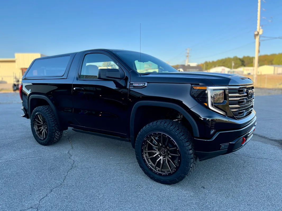SEMA Vehicle Preview Flat Out Auto's 2022 GMC Jimmy